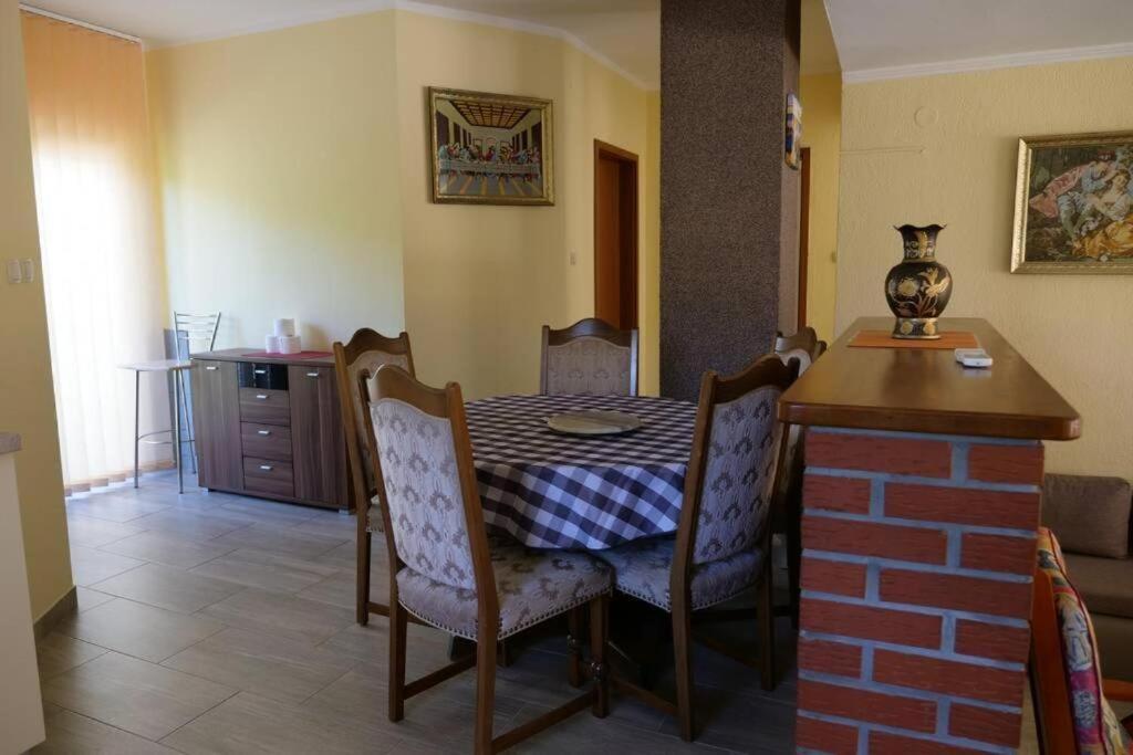 Apartman Carsko Rijeka Luaran gambar